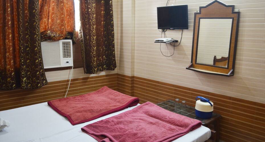 Hotel Gold Palace, Lucknow 4